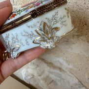 Exquisite Hand Painted Limoges Trinket Box