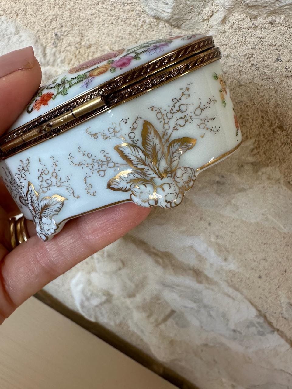 Exquisite Hand Painted Limoges Trinket Box