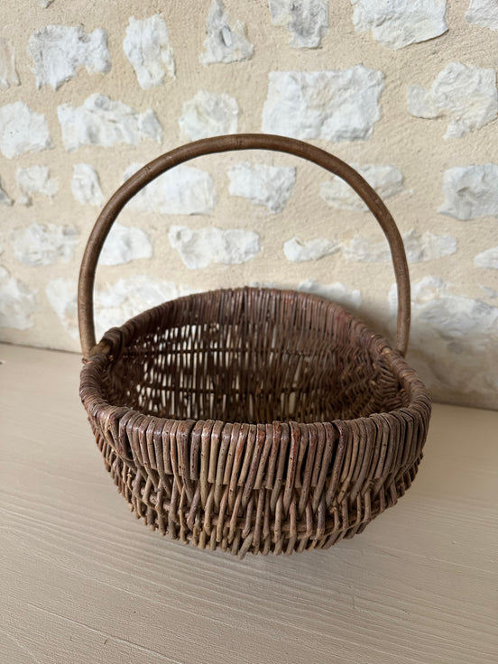 Vintage French Market Basket with Pleated Trim – Wicker Decor, Farmers Market Bag